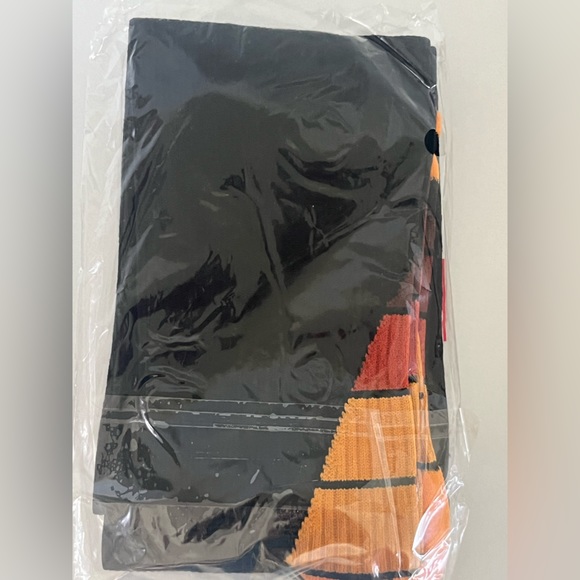 Compression socks - Picture 3 of 8